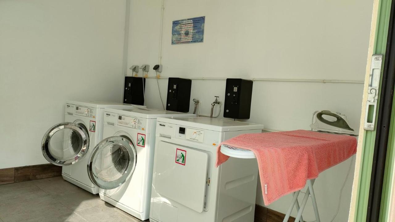 Camping Tikayan Felix De La Bastide Saint-Mitre-les-Remparts Bagian luar foto