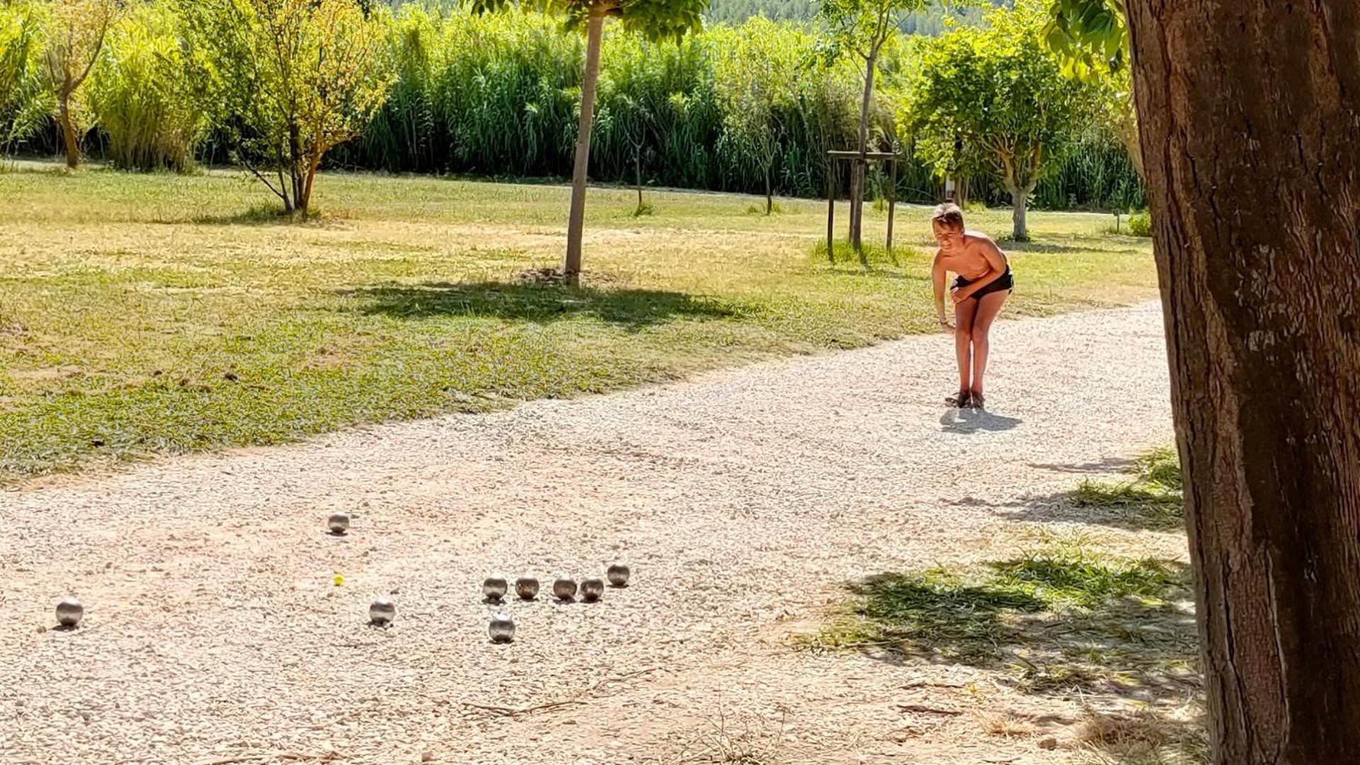 Camping Tikayan Felix De La Bastide Saint-Mitre-les-Remparts Bagian luar foto